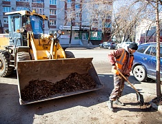 Мэр Олег Имамеев проконтролировал уборку благовещенских улиц и набережной 
