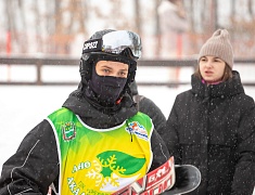 В Благовещенске прошло первенство города по горным лыжам и сноуборду, посвящённое памяти выпускника ДВОКУ, Героя России Ковтуна Андрея
