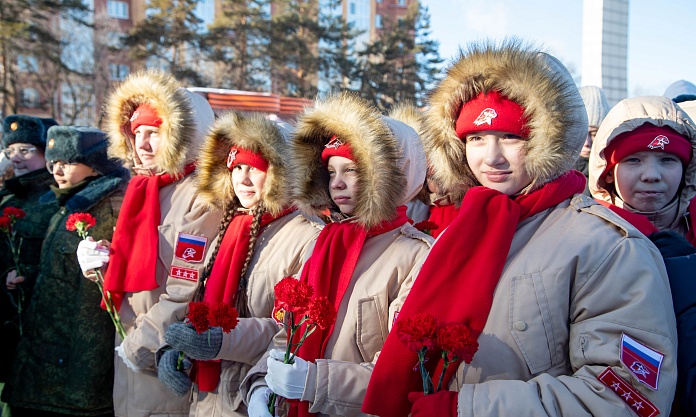Благовещенцы почтили память защитников Ленинграда