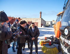 В Благовещенске закупили новую уборочную технику