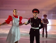Ледовое шоу «Вальс Победы»