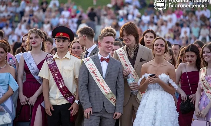 В День молодёжи в Благовещенске временно ограничат движение на нескольких улицах 