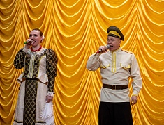 В Благовещенске в честь 84 дня рождения ДВОКУ личному составу вручили награды