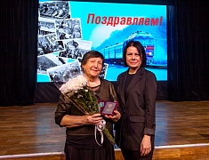 Церемония награждения медалями «За строительство Байкало-Амурской магистрали»