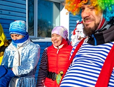 В Благовещенске состоялся новогодний забег в карнавальных костюмах