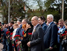 Церемония возложения цветов, посвященная 79-летию Победы в Великой Отечественной войне