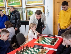 В Благовещенске проходят Всероссийские соревнования среди команд общеобразовательных организаций по шахматам «Белая Ладья»