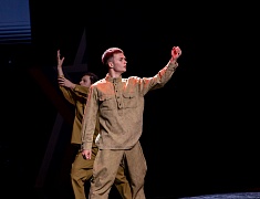 В Общественно-культурном центре Благовещенска прошел праздничный концерт, посвященный Дню защитника Отечества