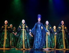 Хореографический ансамбль «Ровесники» отметил 59-летие ярким концертом