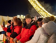 «Валенки-шоу» развернулось на главной площади Благовещенска 31 декабря