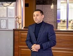 Мэр Благовещенска Олег Имамеев поздравил СМИ с Днем печати