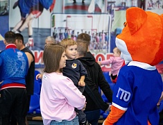В Благовещенске состоялся конкурс-соревнование ГТО "Папа может!"