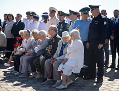 В Благовещенске открылась обновленная выставка, посвященная бойцам специальной военной операции