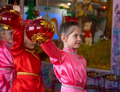 В язык и культуру Поднебесной с сентября погружаются ребята 5-7 лет в прогимназии, детских садах №4 и №28