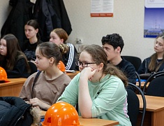 Школьники города смогли примерить на себя роль энергетиков Благовещенской ТЭЦ