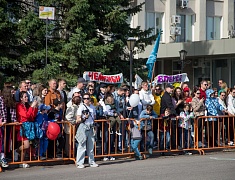 Кубок мэра и 18 литров молока получили участники «Городских гонок» в Благовещенске