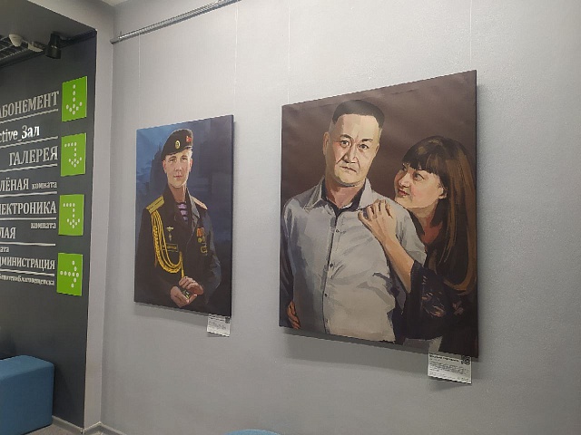 Выставка «Просто Люди. Герои среди нас» переехала в молодежную библиотеку имени Чехова 