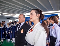 На Амуре прошла традиционная акция «Цветы на воде»