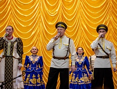 В Благовещенске в честь 84 дня рождения ДВОКУ личному составу вручили награды