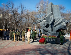 В Благовещенске почтили память россиян, исполнявших воинский долг за пределами Отечества