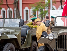 В Благовещенске празднуют День пограничника