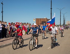 Благовещенские школьники в День России получили первые паспорта