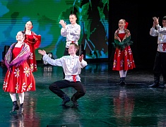 В общественно‑культурном центре прошел благотворительный концерт «Крымская весна»