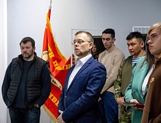 Открытие персональной выставки Олега Семенца «Горячий ветер»
