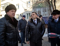 Выездное совещание мэра Благовещенска Олега Имамеева по подготовке к дежурству в новогодние дни