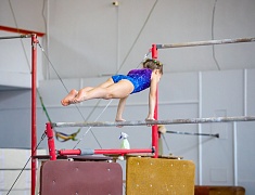 Чемпионат по спортивной гимнастике в Благовещенске посвятили герою СВО