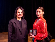 В Благовещенске наградили юбилейными медалями БАМа