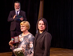 Церемония награждения медалями «За строительство Байкало-Амурской магистрали»