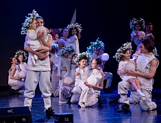 В Общественно-культурном центре Благовещенска прошел праздничный концерт, посвященный Дню защитника Отечества