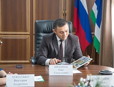 Мэр Благовещенска Олег Имамеев встретился с амурскими писателями