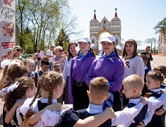 Посвящение школьников Благовещенска в «Орлята России» 