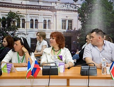 В Благовещенске открыли международный писательско-издательский форум