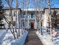 Юные благовещенцы смастерили кормушки для птиц 