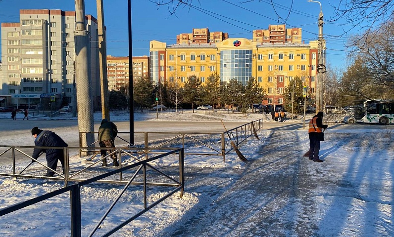 Выпавший снег внес коррективы в план сотрудников ГСТК