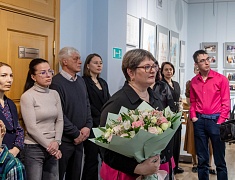 В Благовещенске открылась выставка к 70-летию Александра Тихомирова