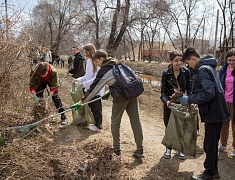 Общегородской субботник "Город берегу"