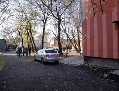 Во дворах Благовещенска за счет экономии средств обновляют проезды