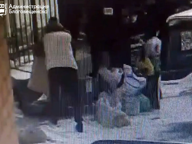 Управляющие компании Благовещенска устанавливают камеры на контейнерных площадках. Они помогли выявить восемь нарушений с начала года