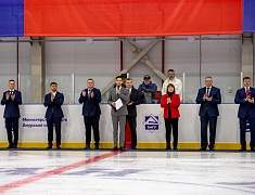 Арену «Гагарин лед» открыли в Благовещенске ледовым шоу