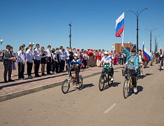 Благовещенские школьники в День России получили первые паспорта