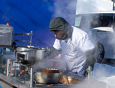 Яркий день спорта и традиций: в Благовещенске прошёл первый день ЗимФестАмур