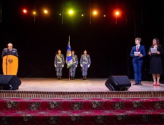 В Благовещенске судебных приставов поздравили с профессиональным праздником 