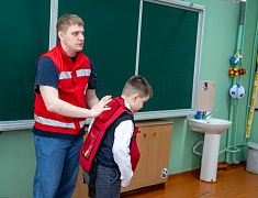 В школе №13 прошли практические занятия по оказанию первой помощи для учеников младших классов