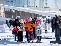 Яркий день спорта и традиций: в Благовещенске прошёл первый день ЗимФестАмур