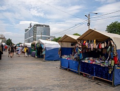 В Благовещенске открылась школьная ярмарка