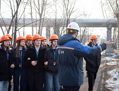 Школьники города смогли примерить на себя роль энергетиков Благовещенской ТЭЦ